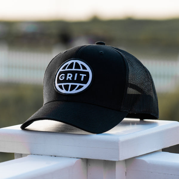 GLOBAL - Black Mesh Trucker