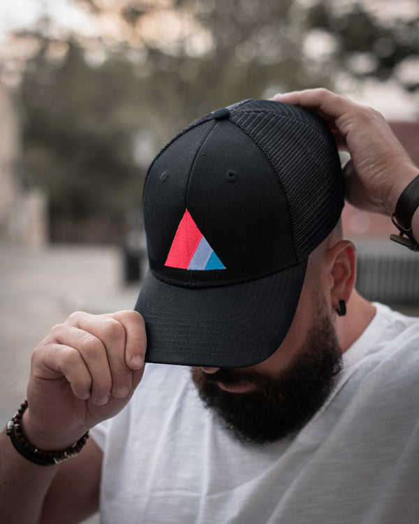 TRI GRIT PASTEL - Black Mesh Trucker